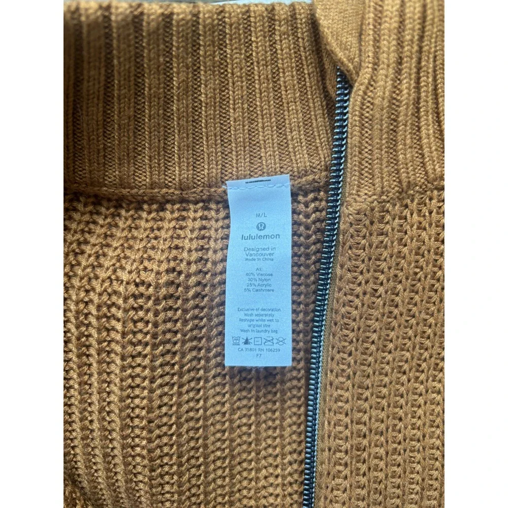 Lululemon Softer‎ Still Cashmere Blend Wrap Zip Sweater M/L athleisure layered